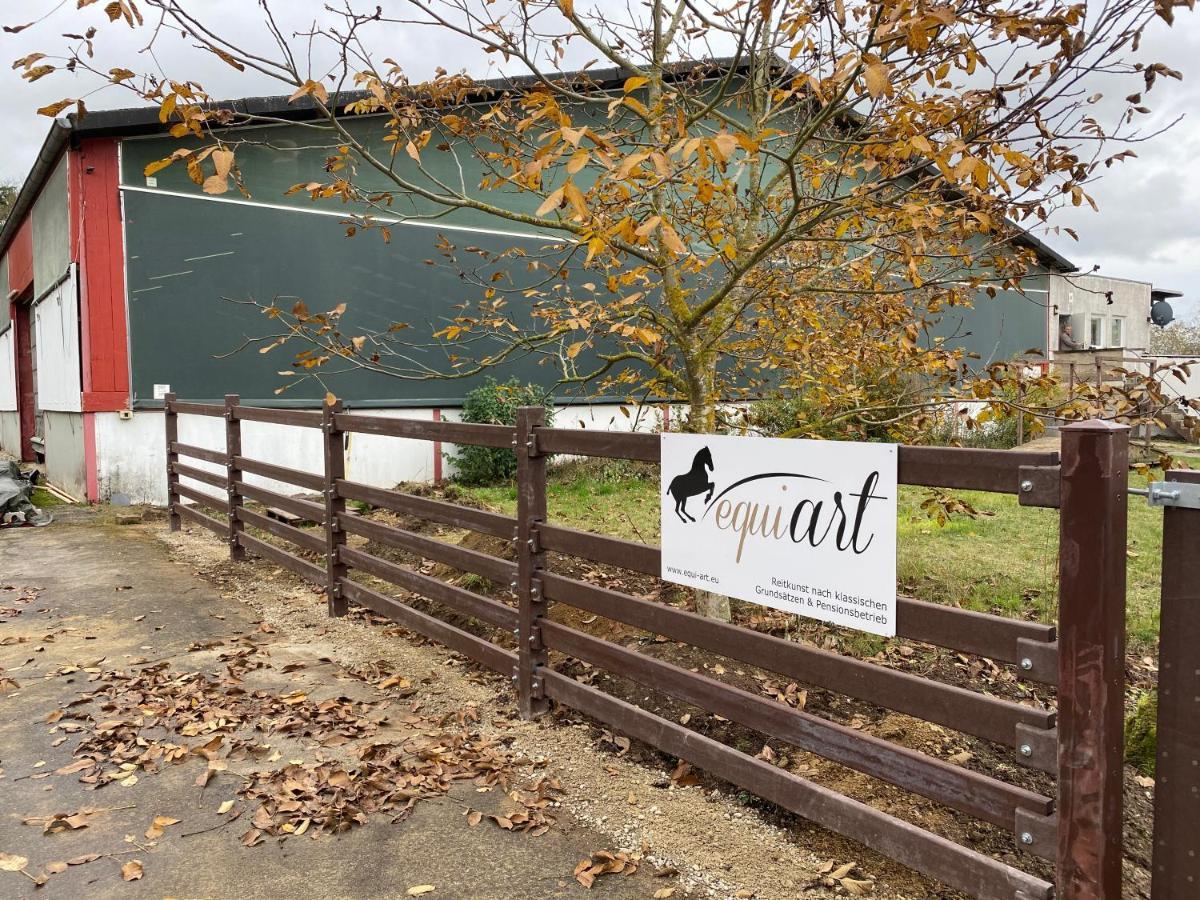 Equi-Art Reitanlage Hotel Schwall Exterior photo